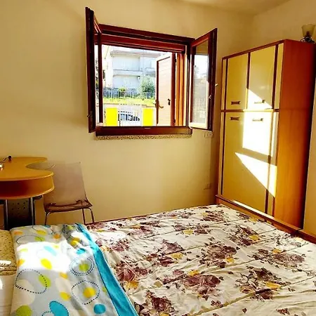 Appartamento A Stones Throw From The Sea *