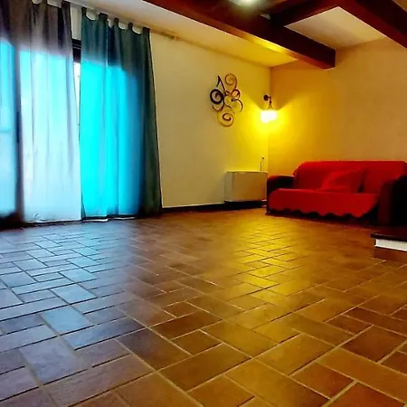 Appartamento A Stones Throw From The Sea